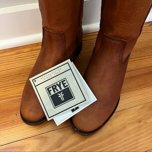 Frye Cara Tall Extended - Cognac - Picture 6 of 9